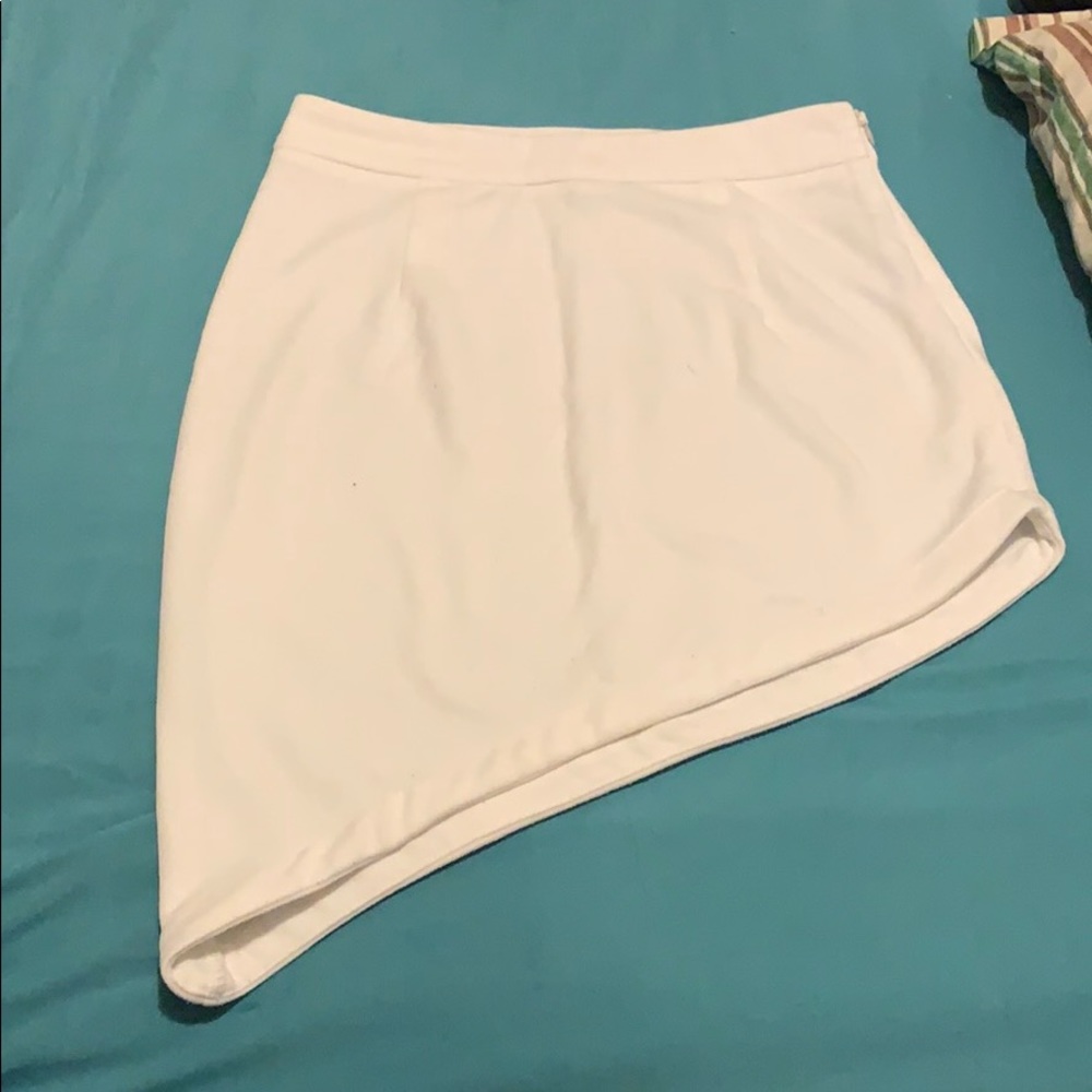 Side Zipped Asymmetrical White shirt